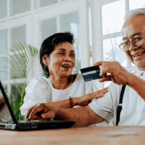 Un couple senior faisant ses courses en ligne | CDAP Demandez-nous n'importe quoi Séance Business Link